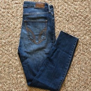 Hollister high rise super skinny crop jeans size 3